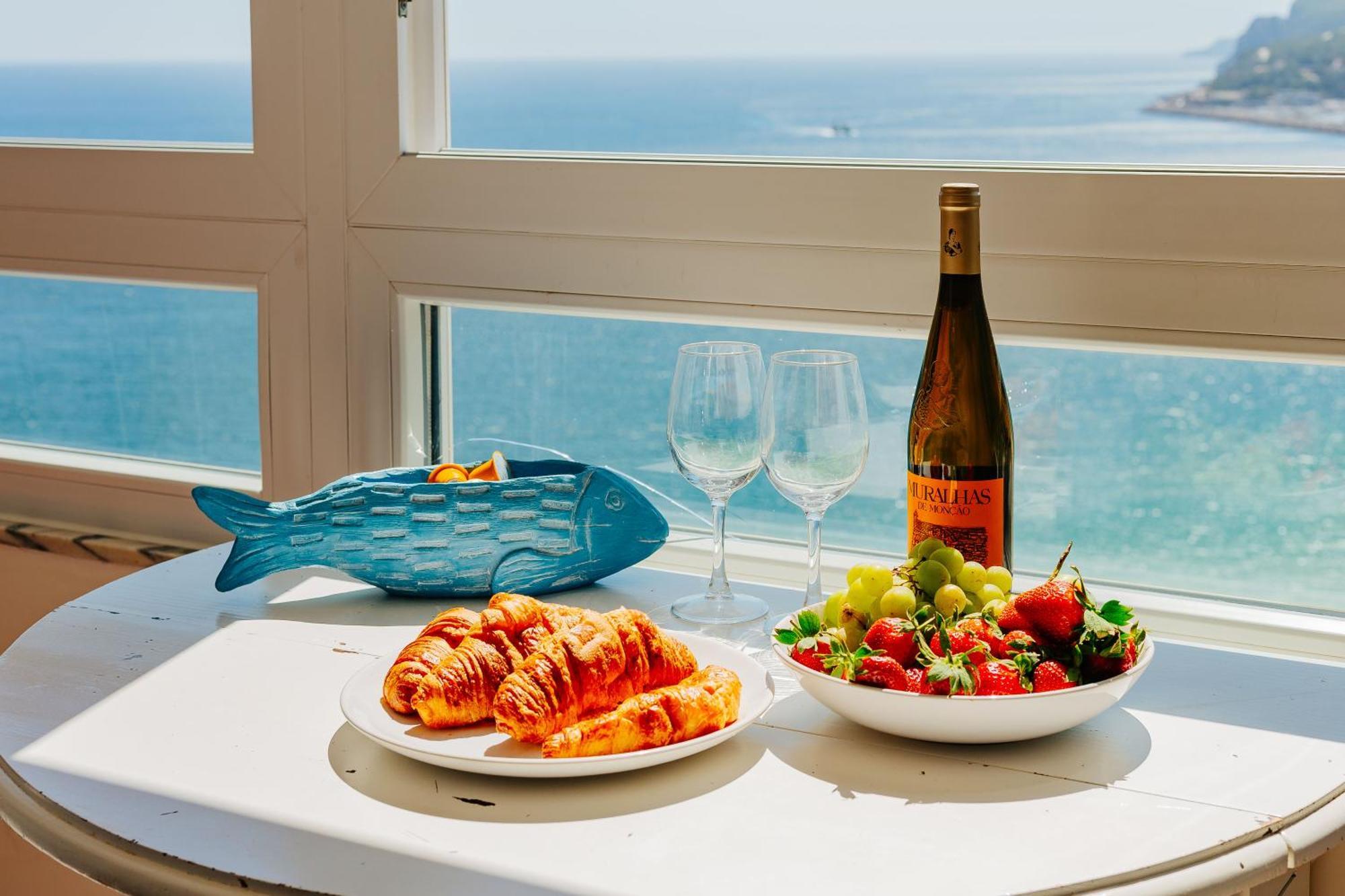 Rent4Rest - Sesimbra Ocean View Studio Exterior foto
